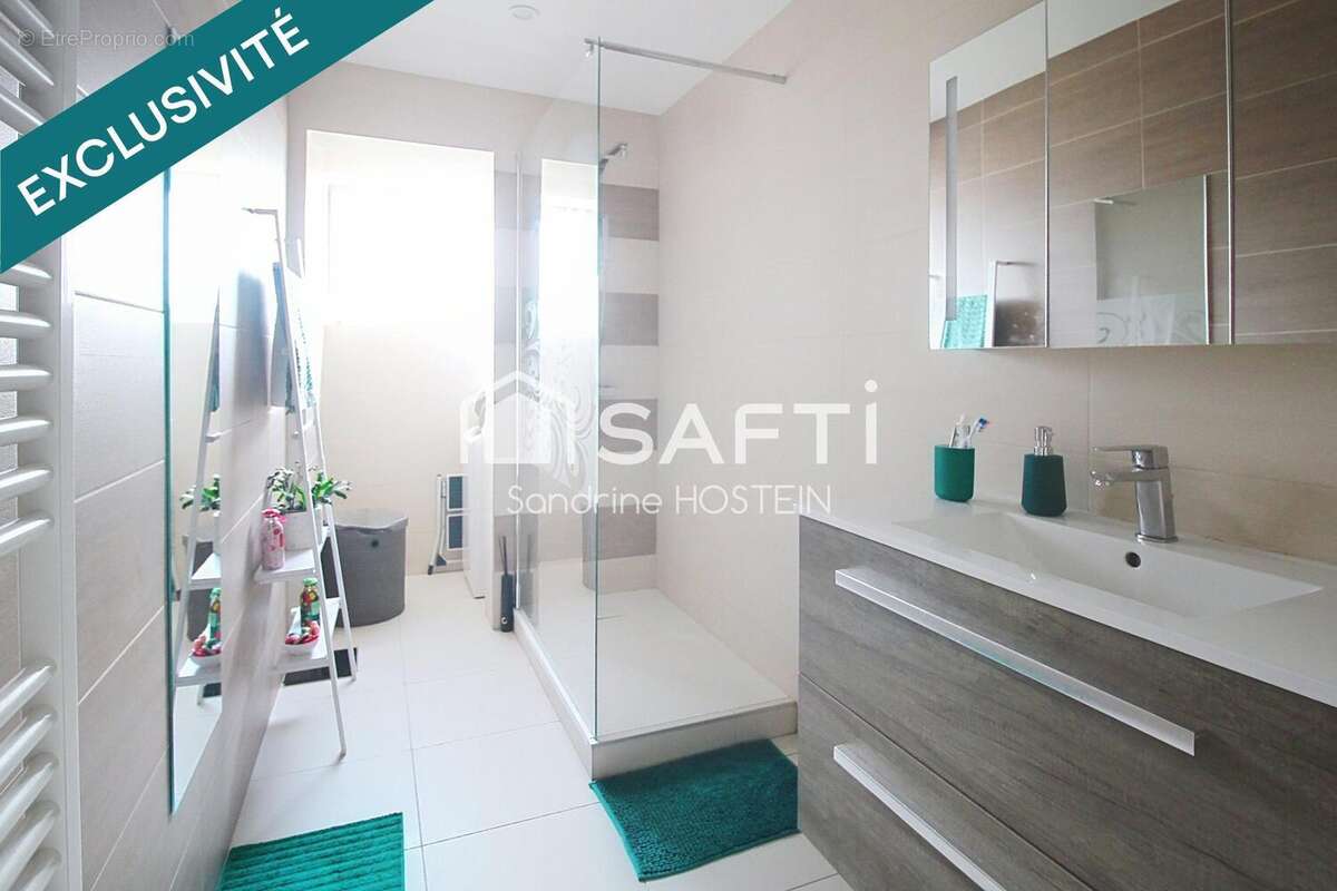 Photo 6 - Appartement à AUDUN-LE-TICHE