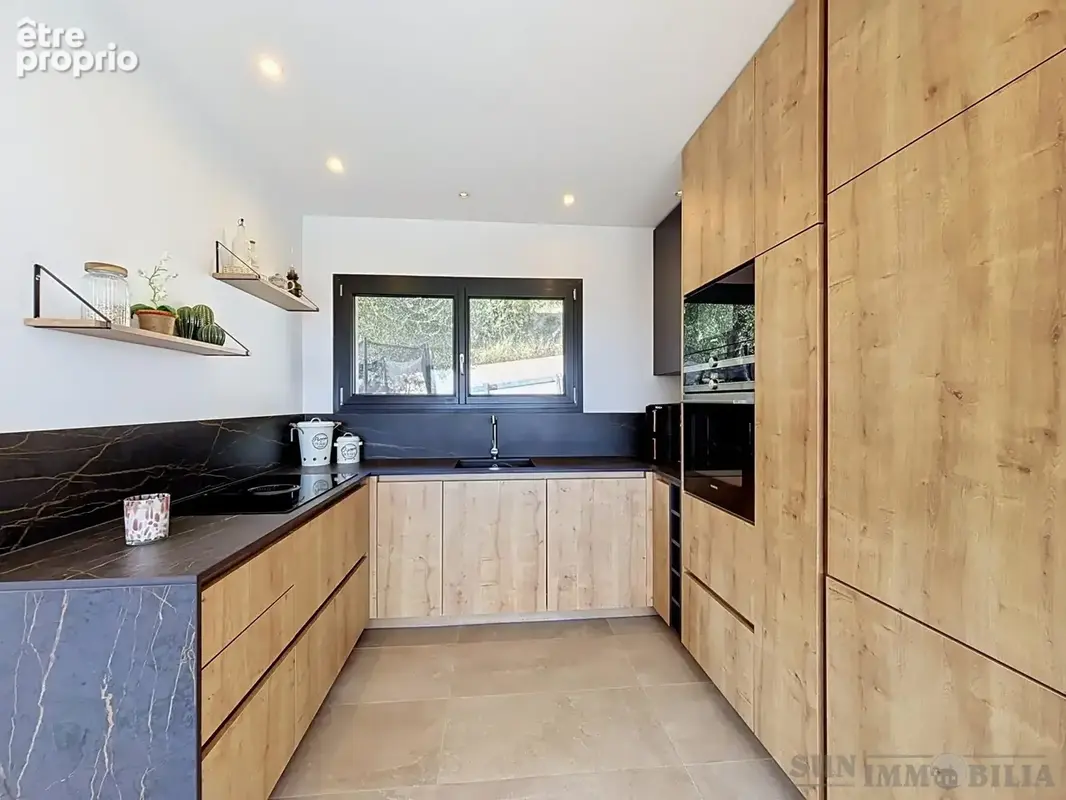Maison 5 pièces 200 m² à vendre à Carros (06510) - photo 6