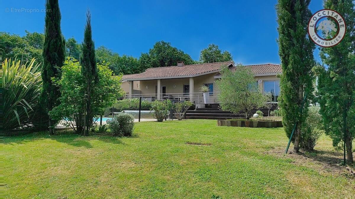 Maison à PUJAUDRAN