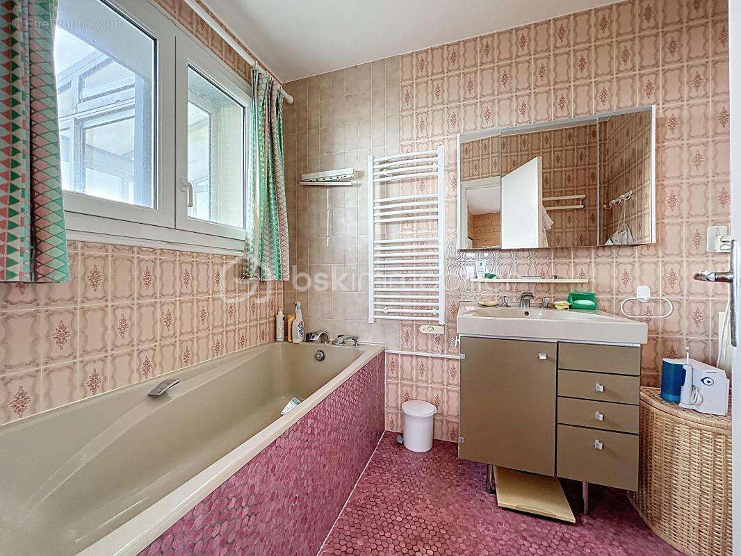 Appartement à HAUTEVILLE-SUR-MER