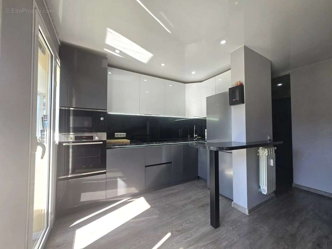 Appartement à LE CANNET
