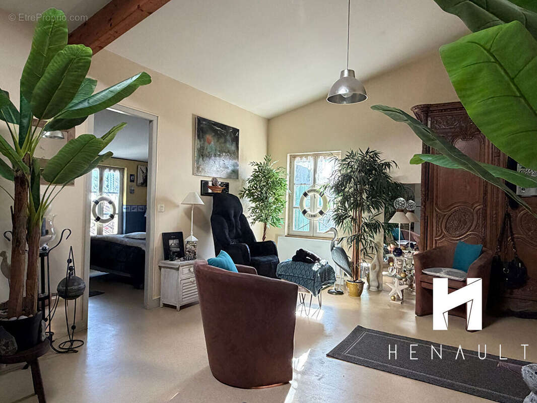 Appartement à LA FLOTTE