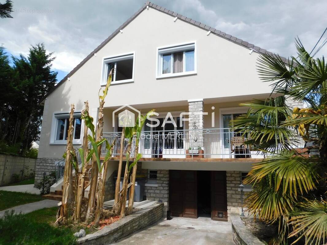 Photo 1 - Maison à SAINT-PIERRE-LES-NEMOURS