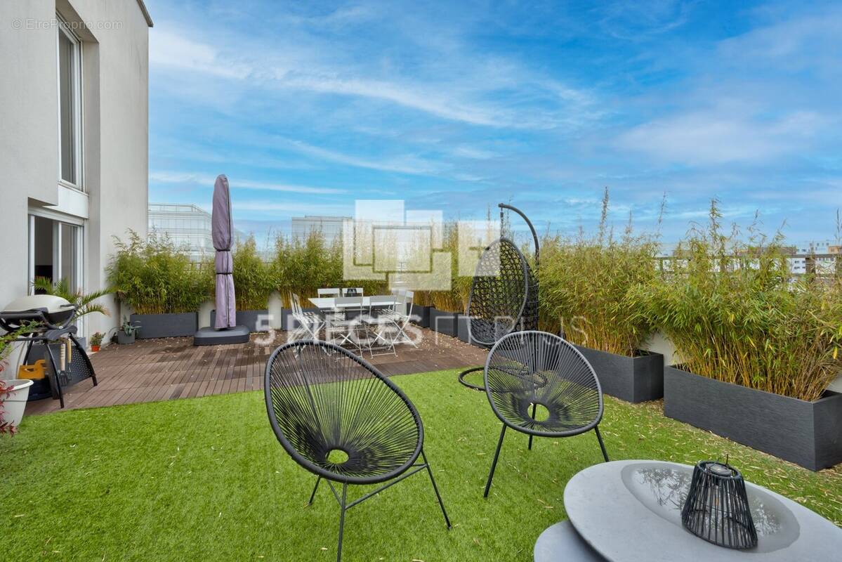 Appartement à GENNEVILLIERS