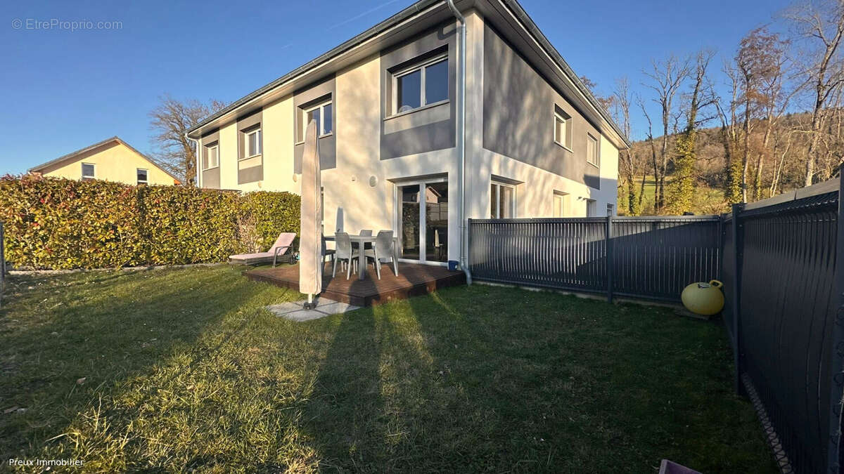Appartement à CHILLY