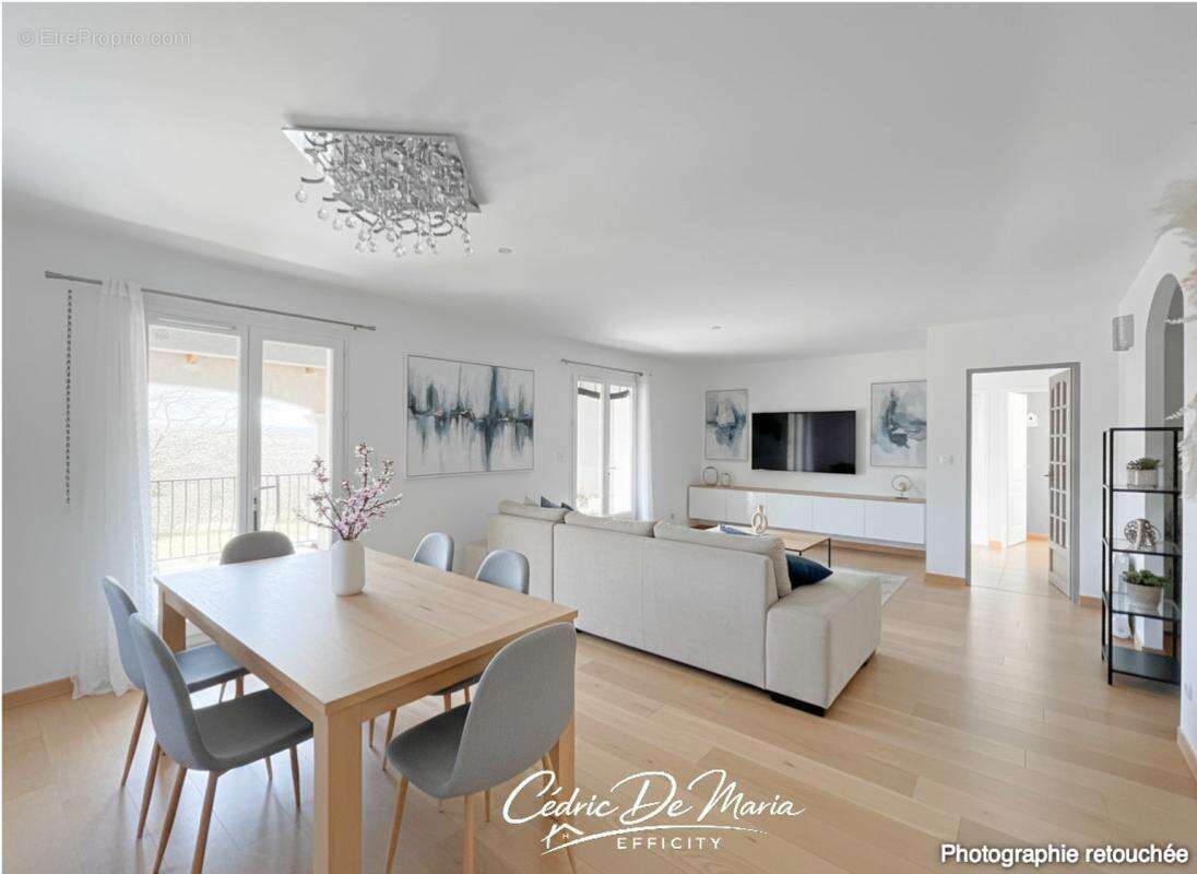 Maison à GINASSERVIS