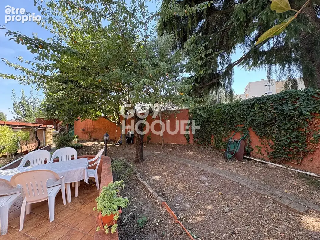 Maison Type 5 de 120m² avec garage et jardin sur la commune de Saint-Fons - photo 4