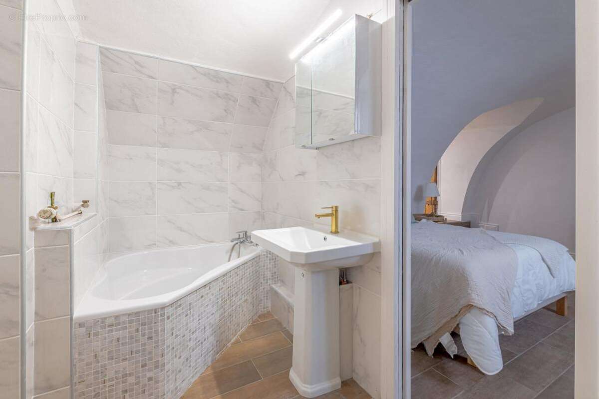 Appartement à SOISY-SUR-SEINE