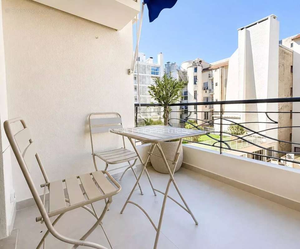 Appartement à NICE