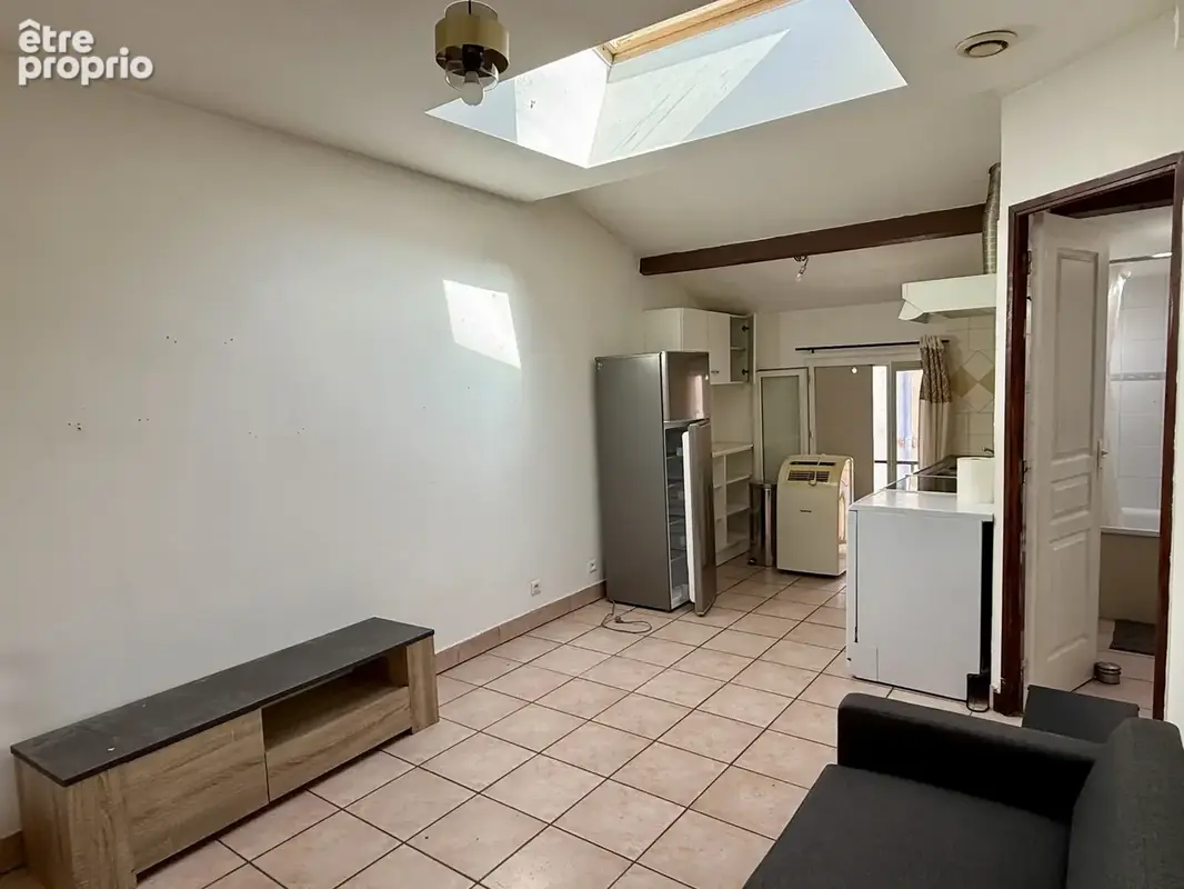 Lescure village - Petite maison de 32 m2 avec garage en rez-de-chaussée. - photo 3
