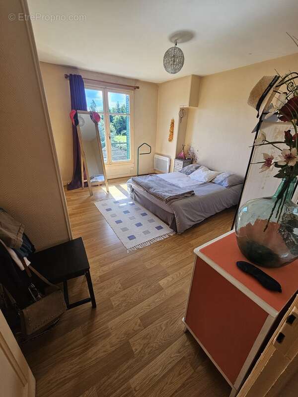 Appartement 57 m² à Saint-Leonard-De-Noblat  - photo 42