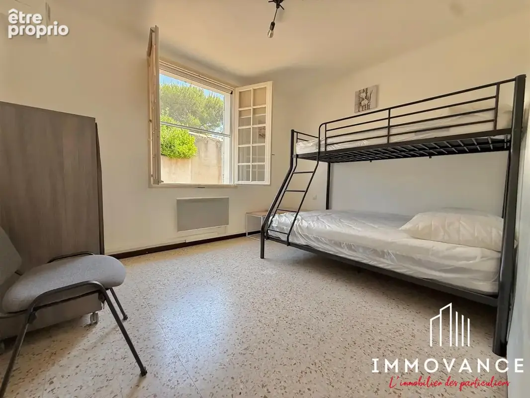 Maison 100 m² à Saint-Remy-De-Provence  - photo 7