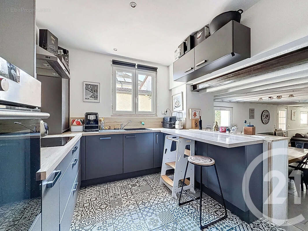 Maison à LES NOES-PRES-TROYES