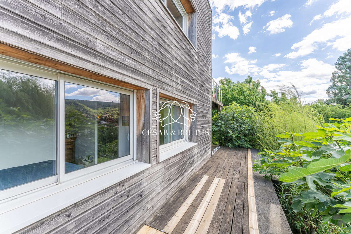 Maison 205 m² à Rochetaillee-Sur-Saone  - photo 6