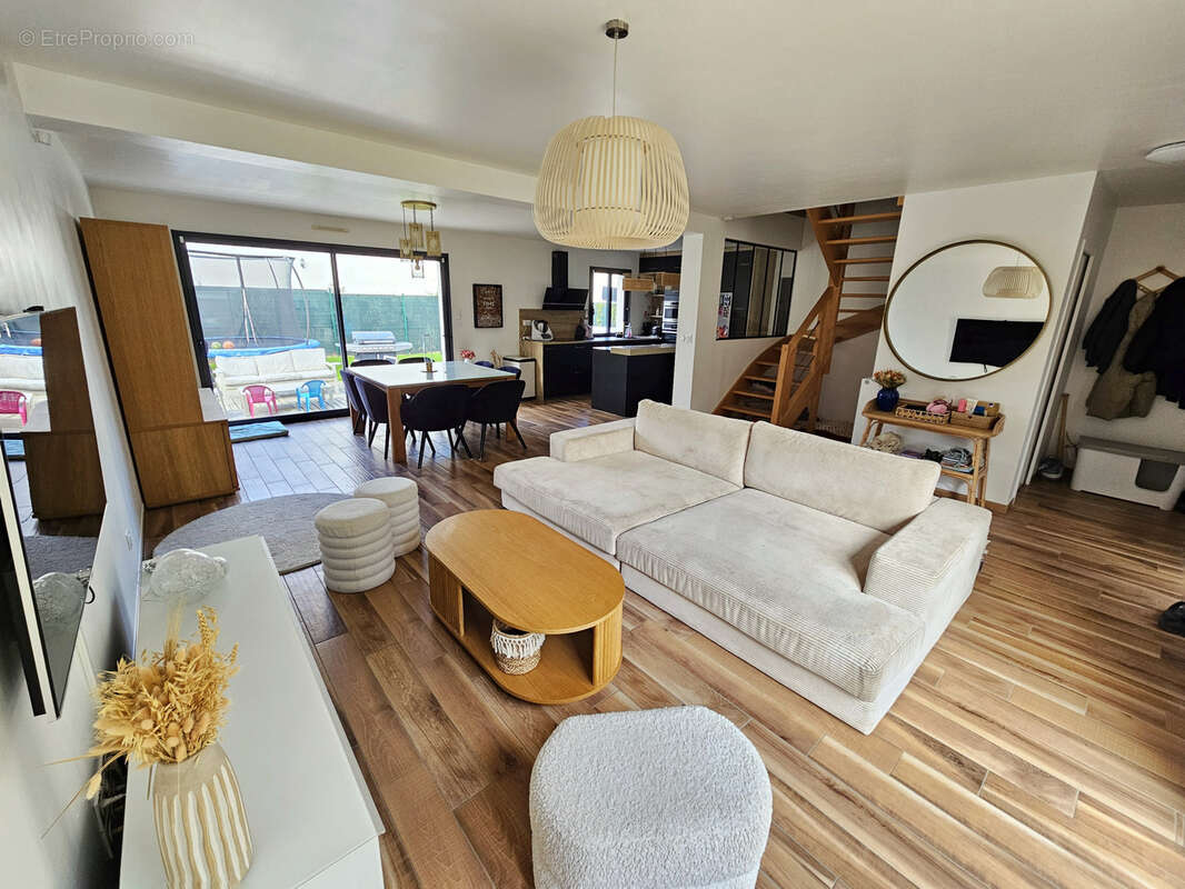 Maison à VILLECRESNES