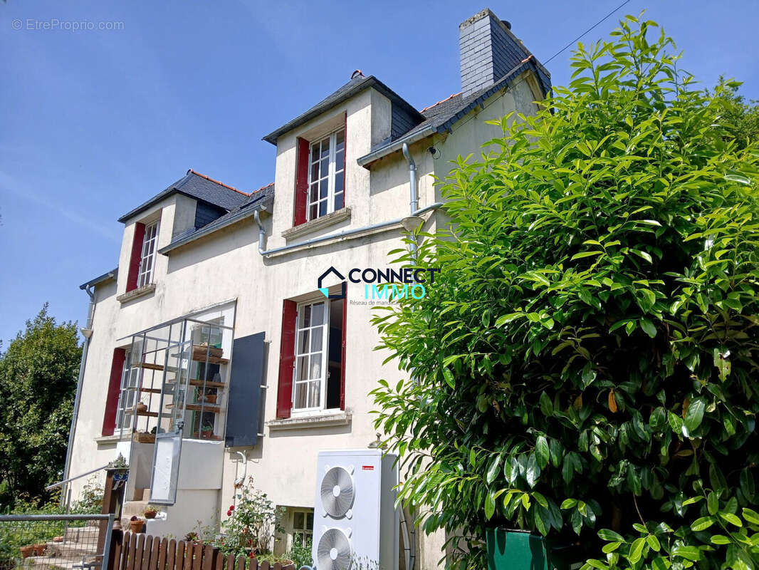 Maison 70 m² à Chateauneuf-Du-Faou  - photo 2