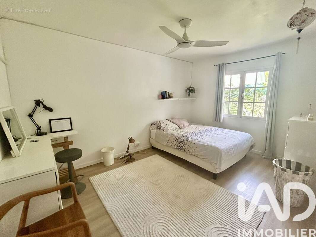 Photo 8 - Maison à SAINT-DENIS