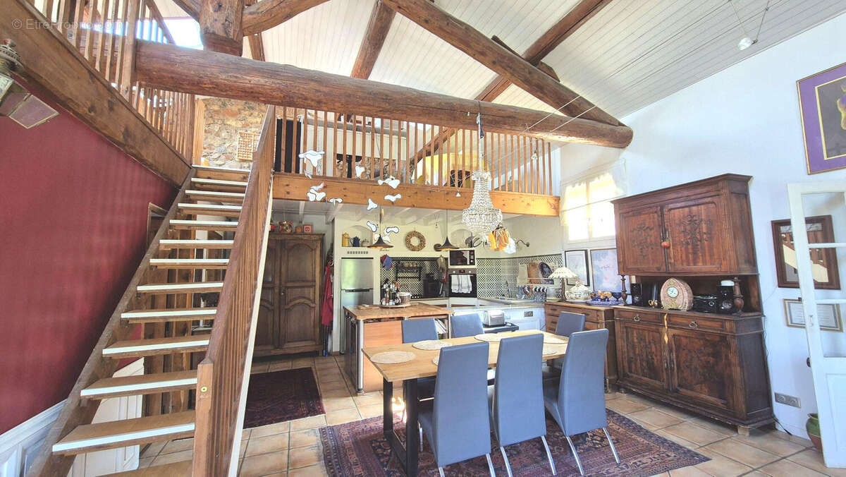 cuisine / salle a manger