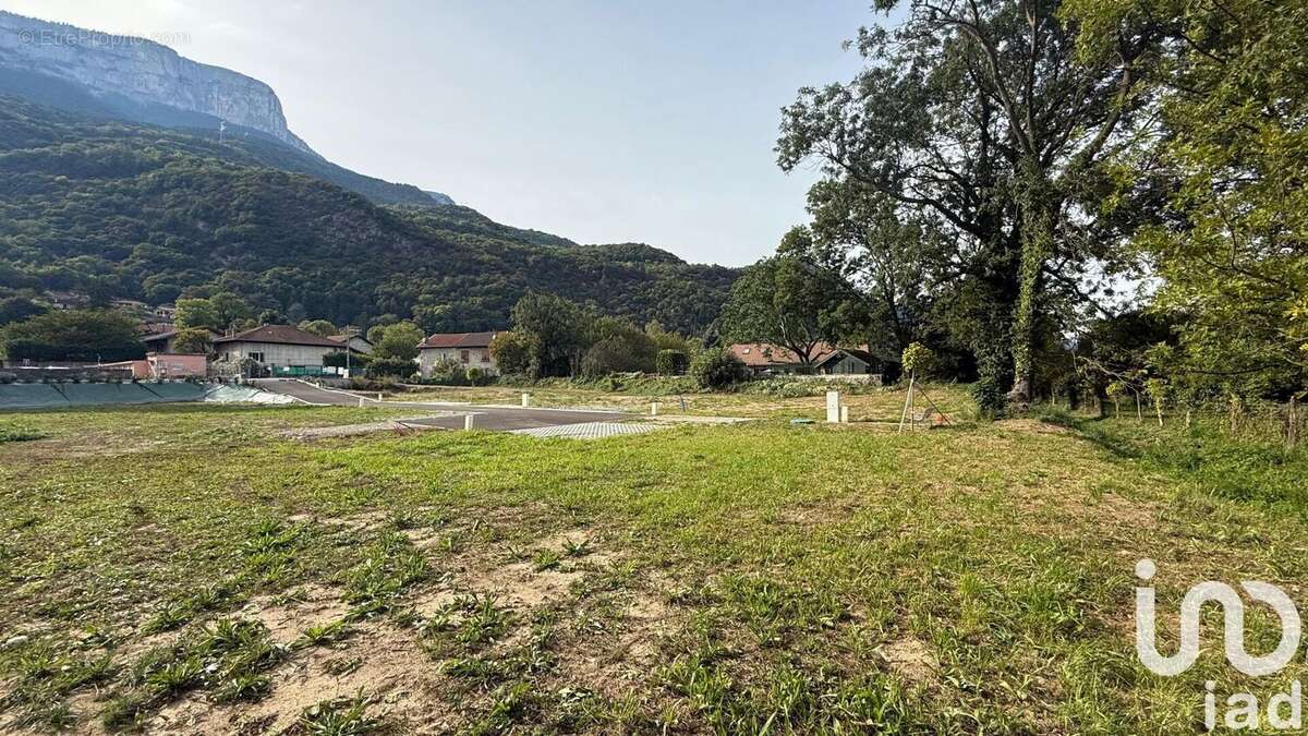 Terrain 400 m² à Noyarey  - photo 5