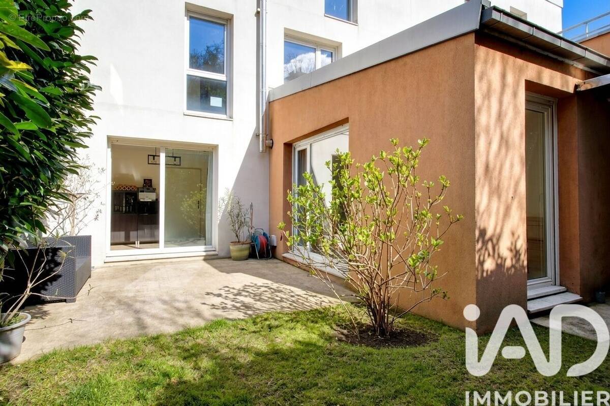 Photo 1 - Maison à NANTERRE