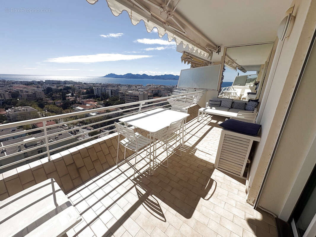 Appartement à CANNES