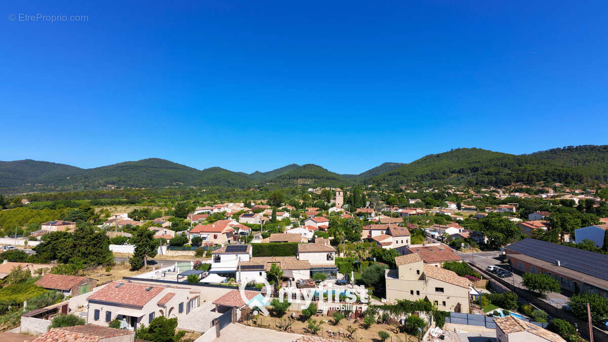 Maison à PUGET-VILLE