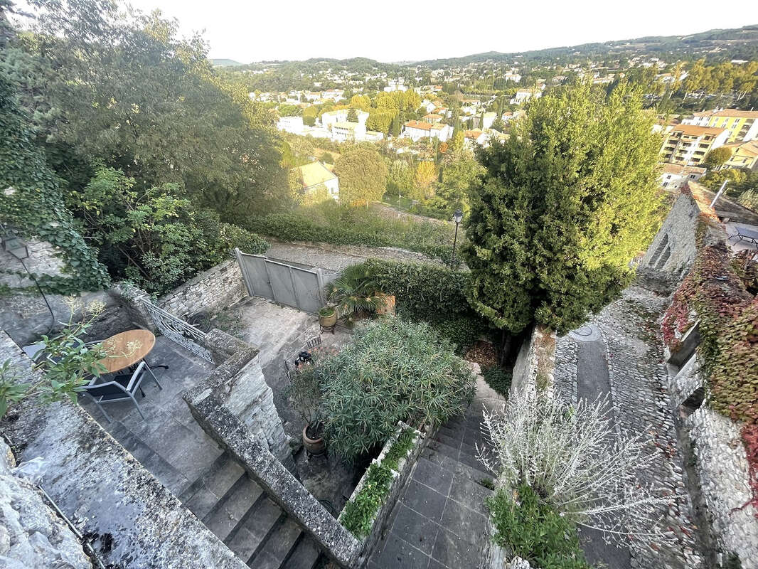 Maison à VAISON-LA-ROMAINE