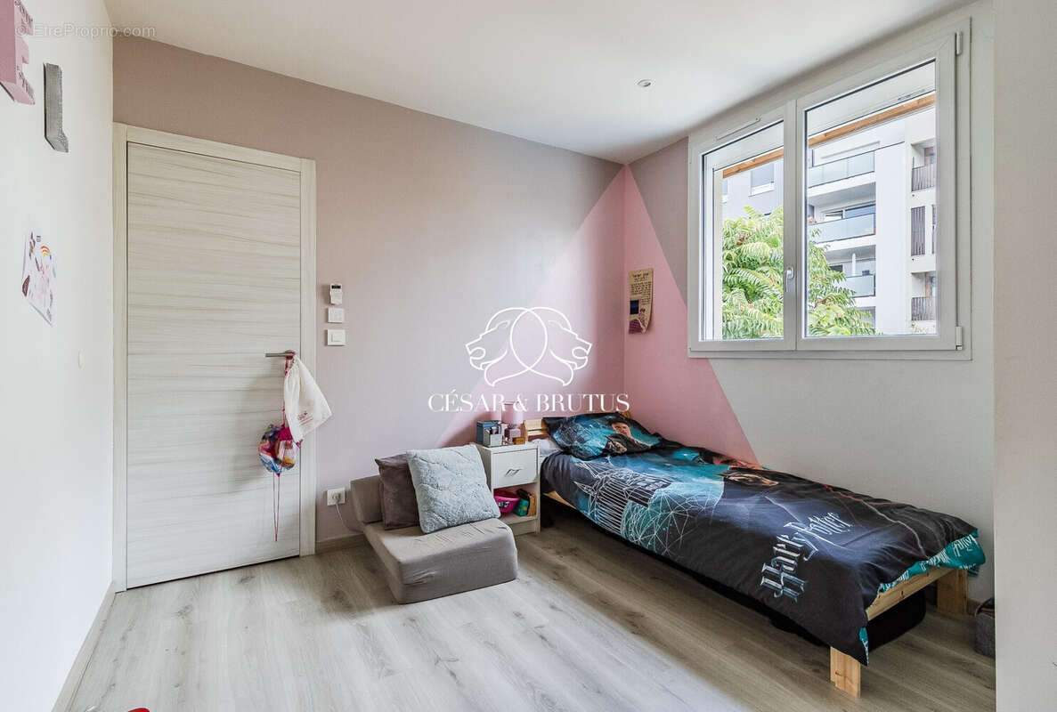 Maison à VILLEURBANNE