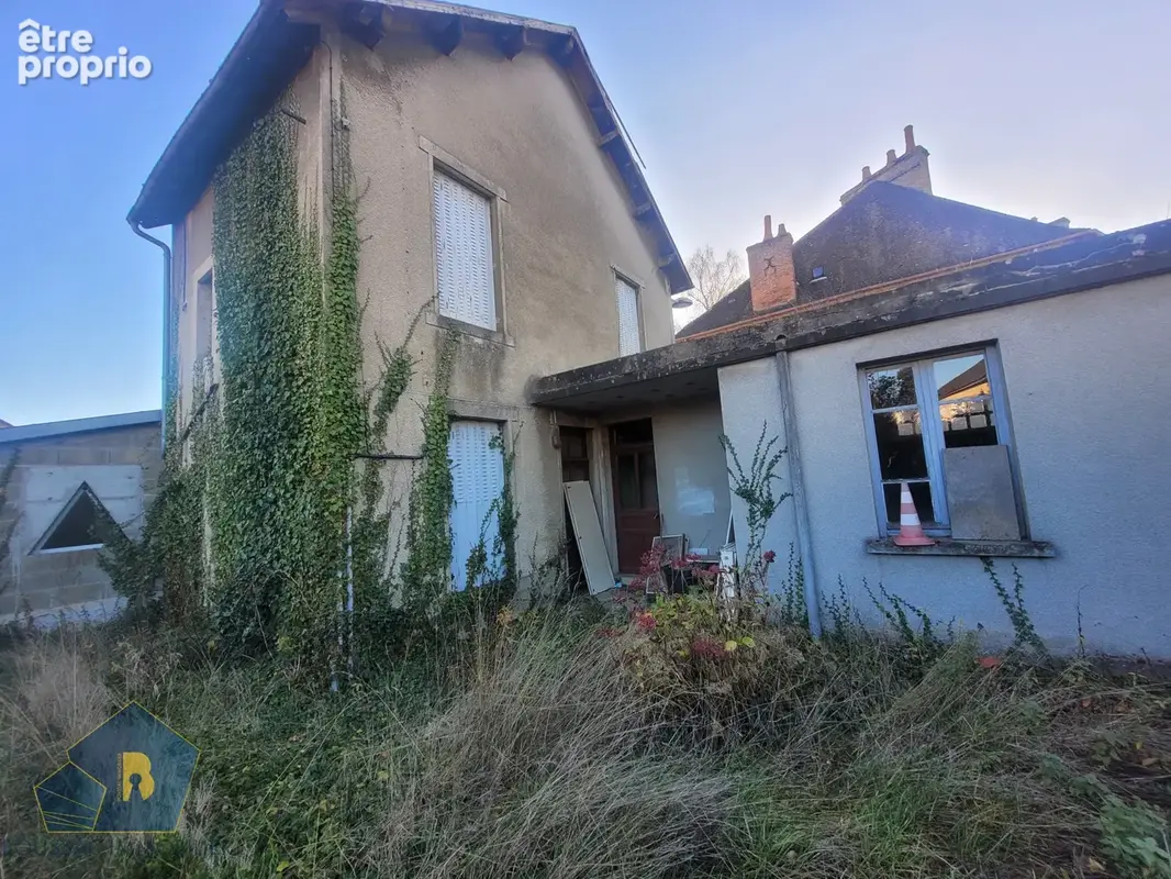 Maison 175 m² à Boussac  - photo 2