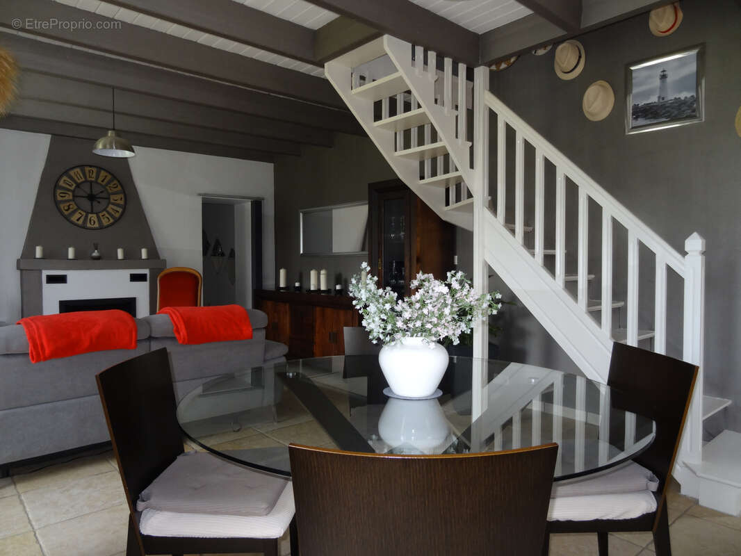 Maison à PLOUNEVEZ-QUINTIN