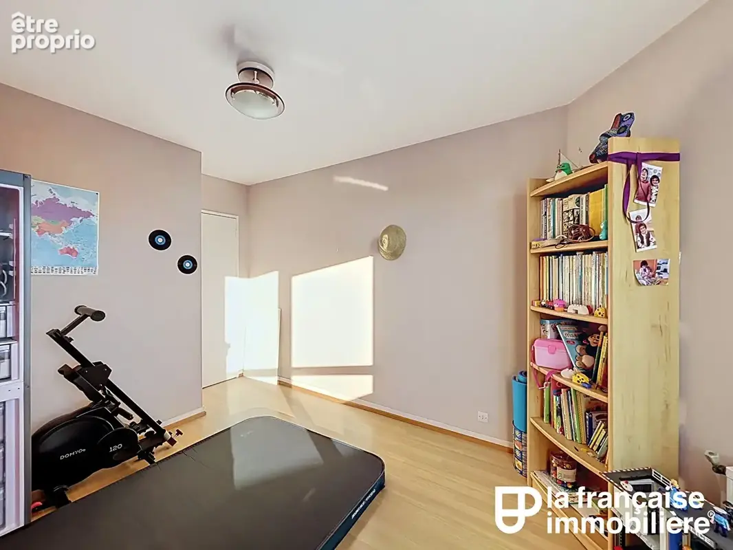 Appartement 5 pièces de 108.18 m² - Rennes Centre-Ville - Quartier du Colombier - balcons, cave et parking - photo 6