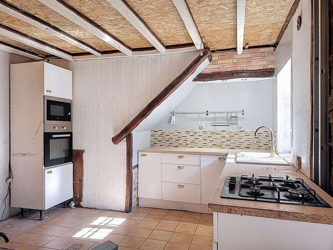 Maison à CORMOZ