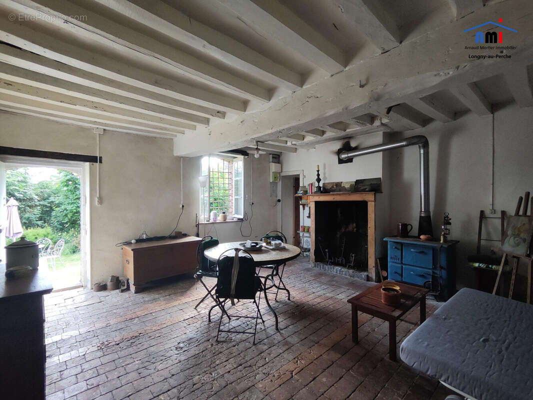 Maison à LONGNY-AU-PERCHE