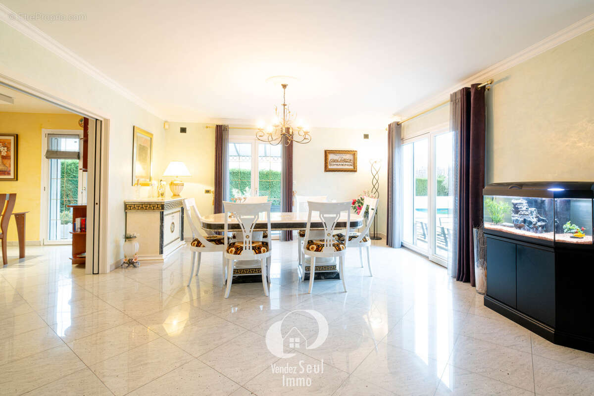 Maison à VEIGY-FONCENEX