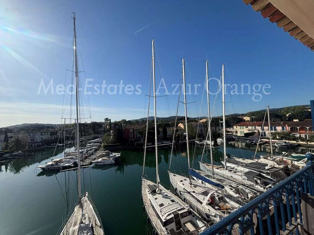 Appartement à GRIMAUD