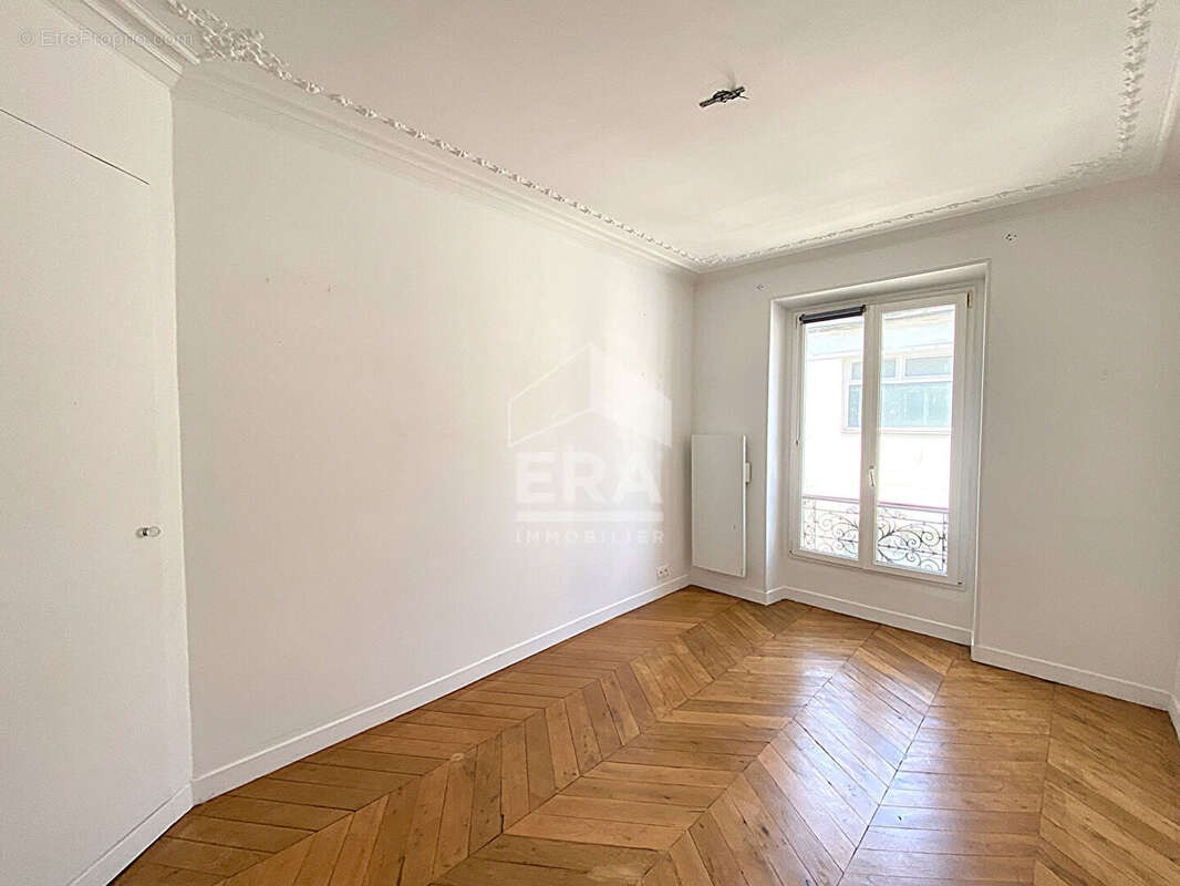 Appartement à LEVALLOIS-PERRET