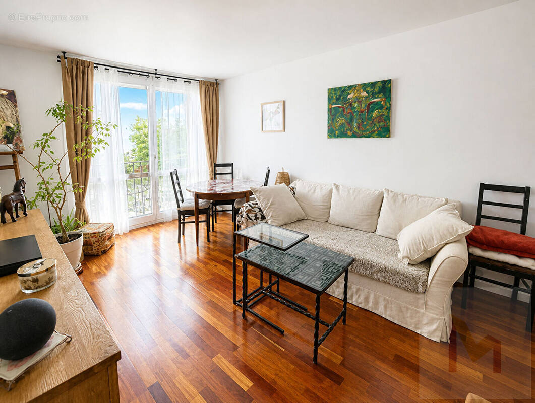Appartement à NEUILLY-PLAISANCE