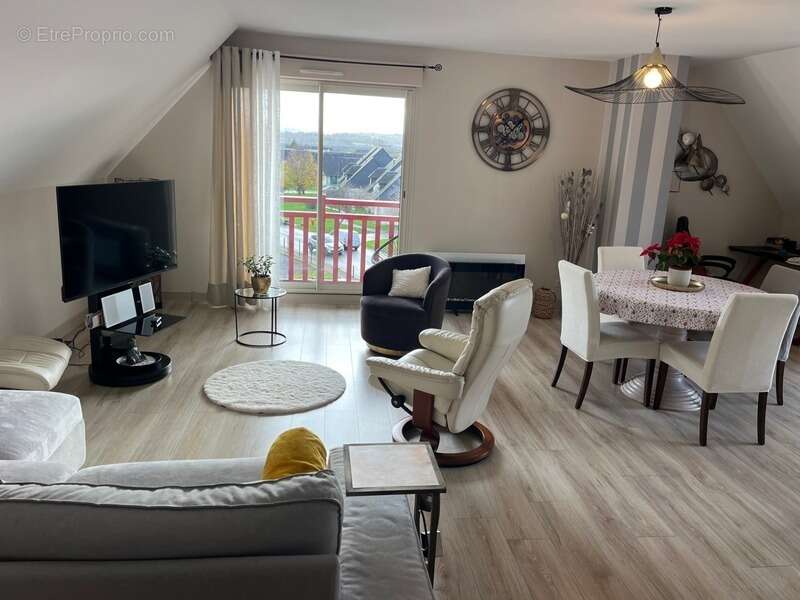 Appartement à PONT-L&#039;EVEQUE