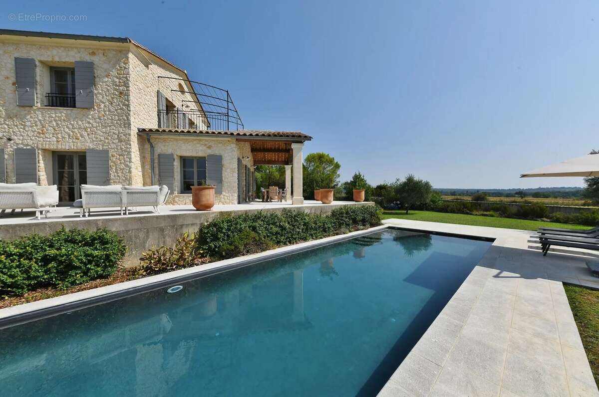 Unique propriété avec piscine et vue panoramique - photo 29