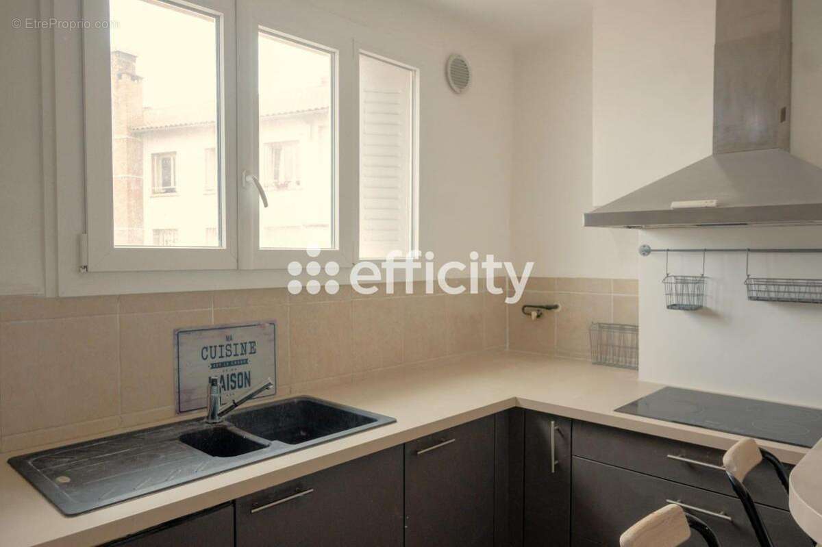 Appartement à LYON-7E