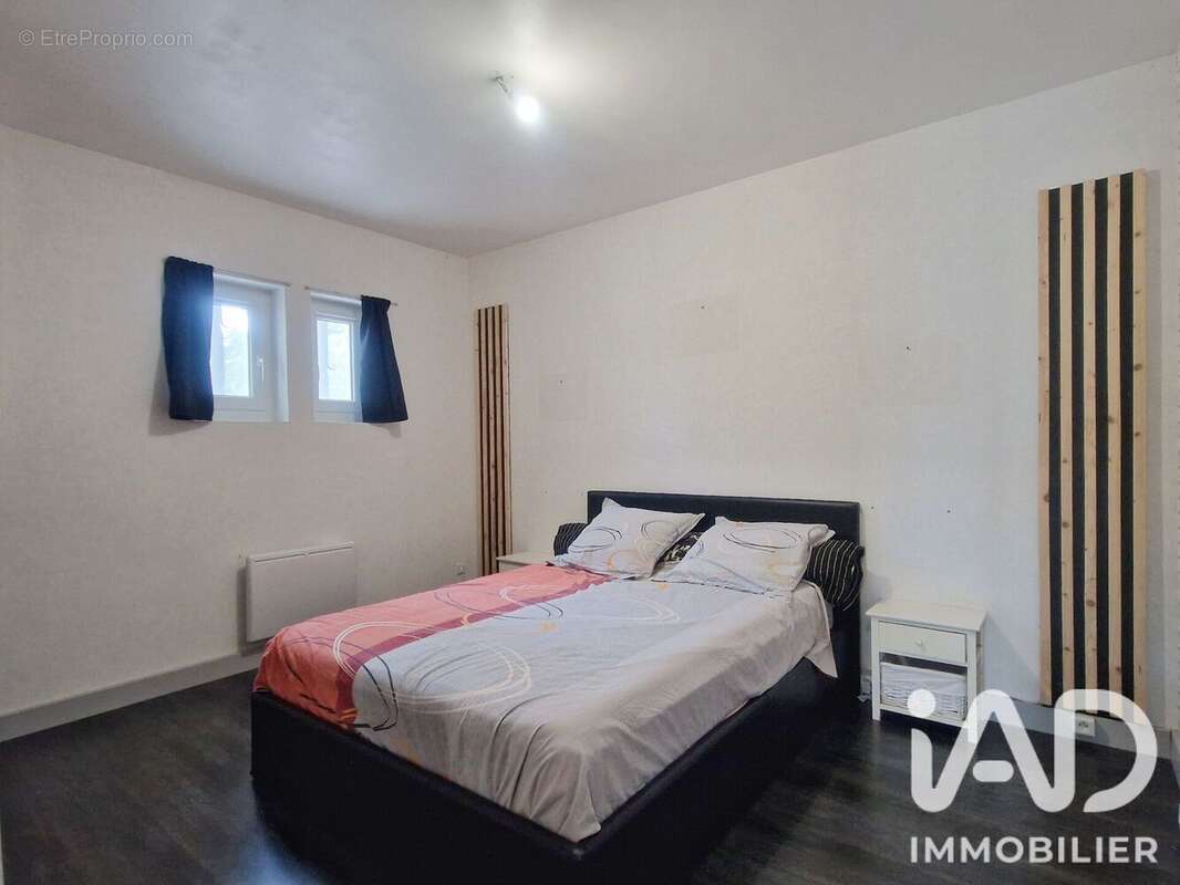 Maison 110 m² à Dirac  - photo 8