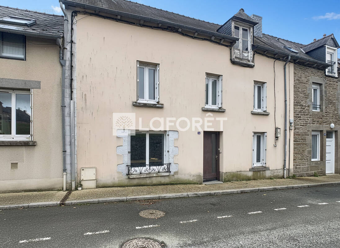 Maison à MERDRIGNAC