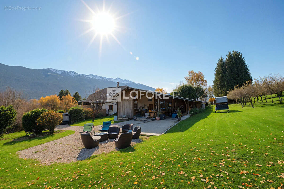 Maison à ALBERTVILLE