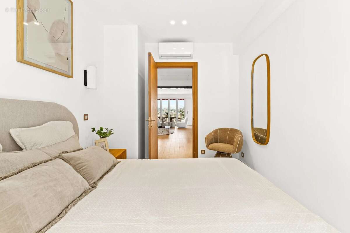 Nice – Mont Boron – Superbe 3 pièces traversant de 89 m² – Vue panoramique ville & mer – Terrasses 20 m² - photo 13