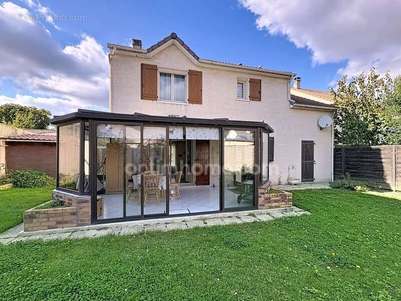 Maison à VILLIERS-LE-BEL