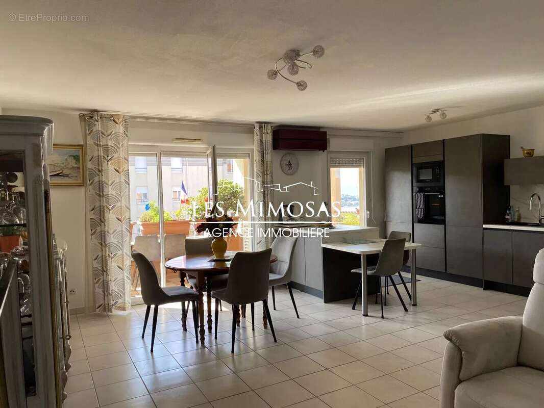 Appartement à SAINT-RAPHAEL