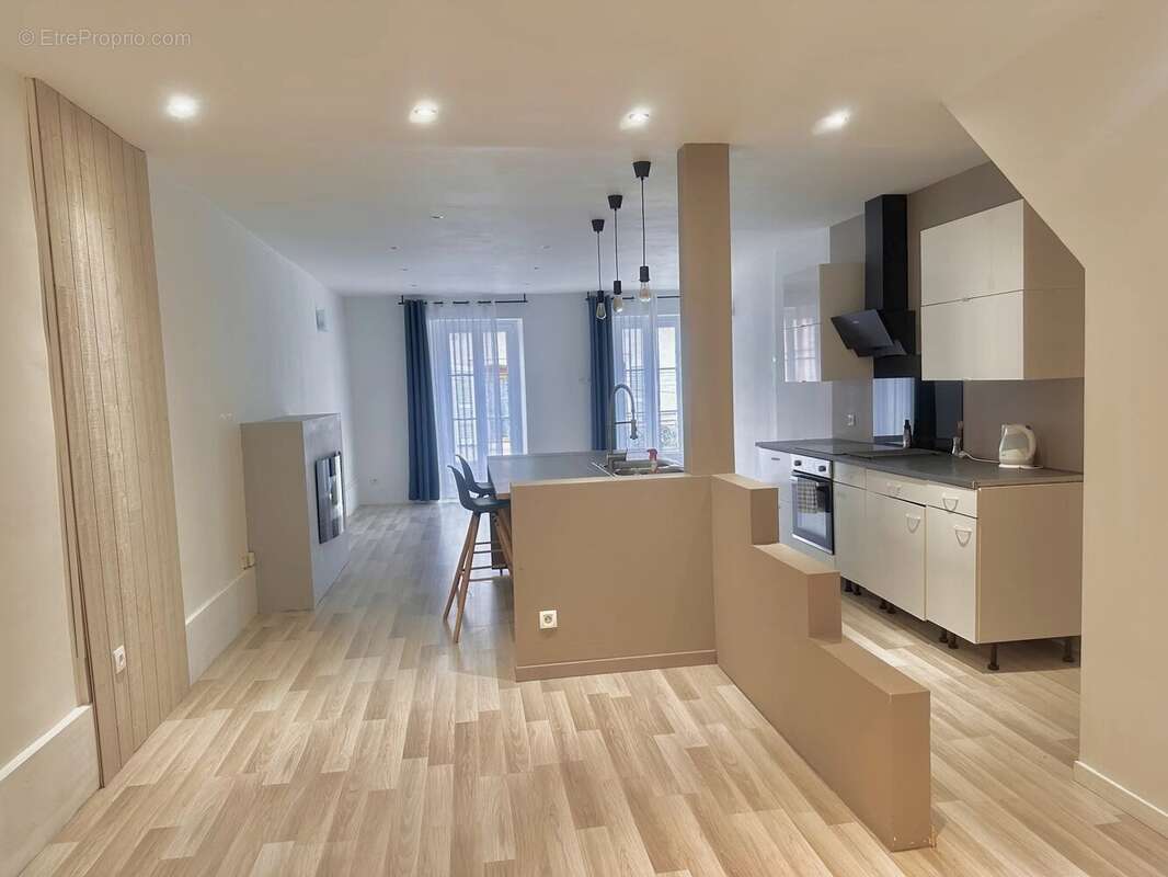 Appartement à SAULIEU