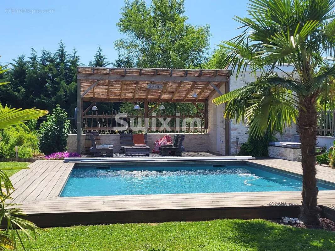 Superbe villa de 160 m² avec piscine à Charnay-lès-Mâcon - photo 3