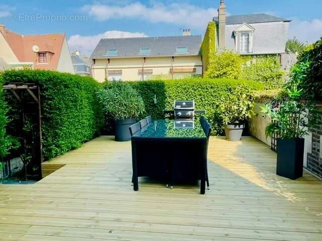 Appartement à TROUVILLE-SUR-MER