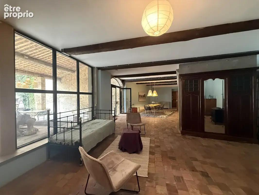 Maison Vigneronne d'exception de 380m2  Piscine 8X4 Garage de 220m2 à 25mn de la mer à 10mn de L'A75 ET 15mn d - photo 9